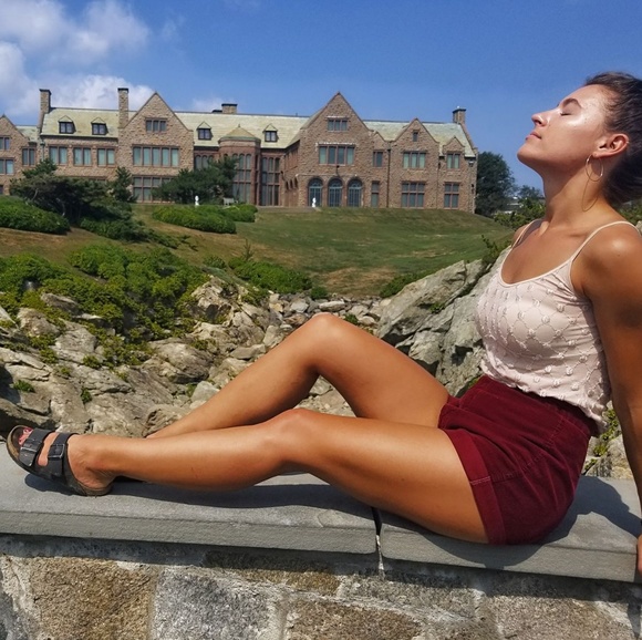 Hello! I'm Sara 🦄 - Picture 5 of 7